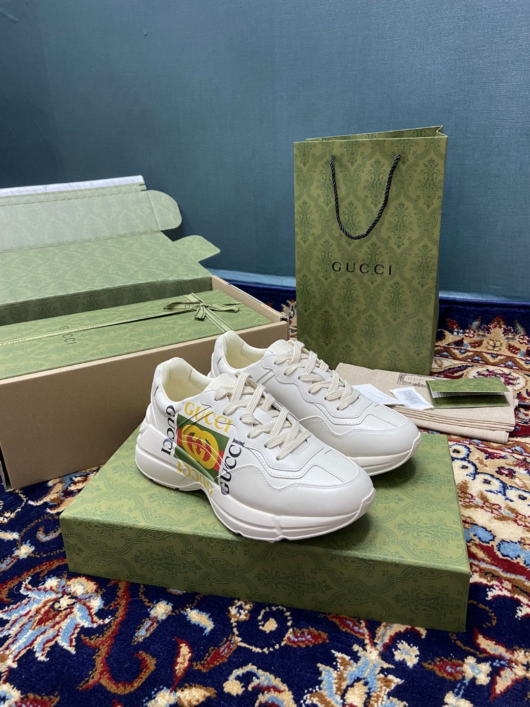 Gucci Men’s Rhyton Sneakers With Logo Gucci White Ivory For Men 500878 DRW00 9522