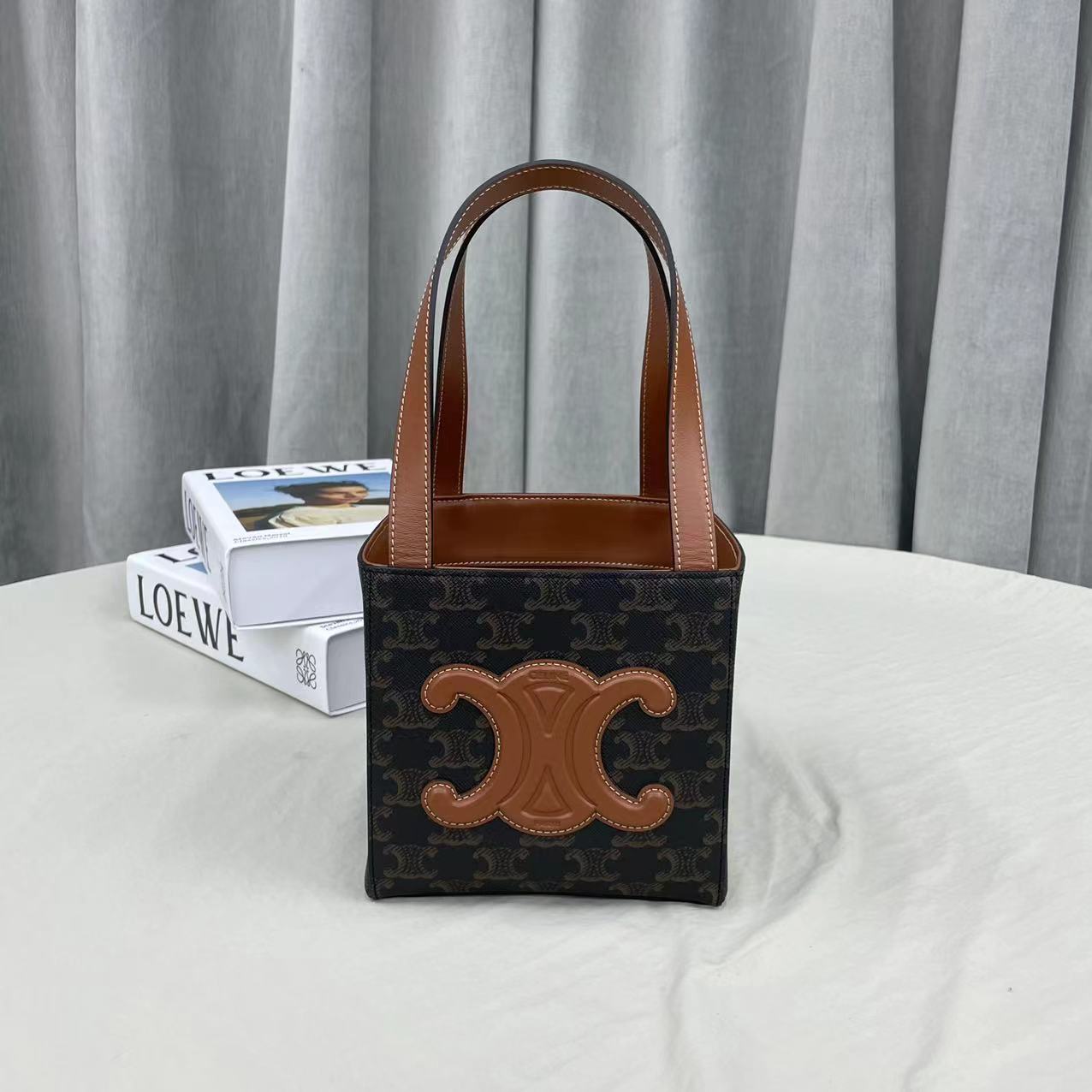 Celine Cuir Triopé Canvas Cube Bag Triumph Tan For Women 6in/15cm 199202EIN.04LU