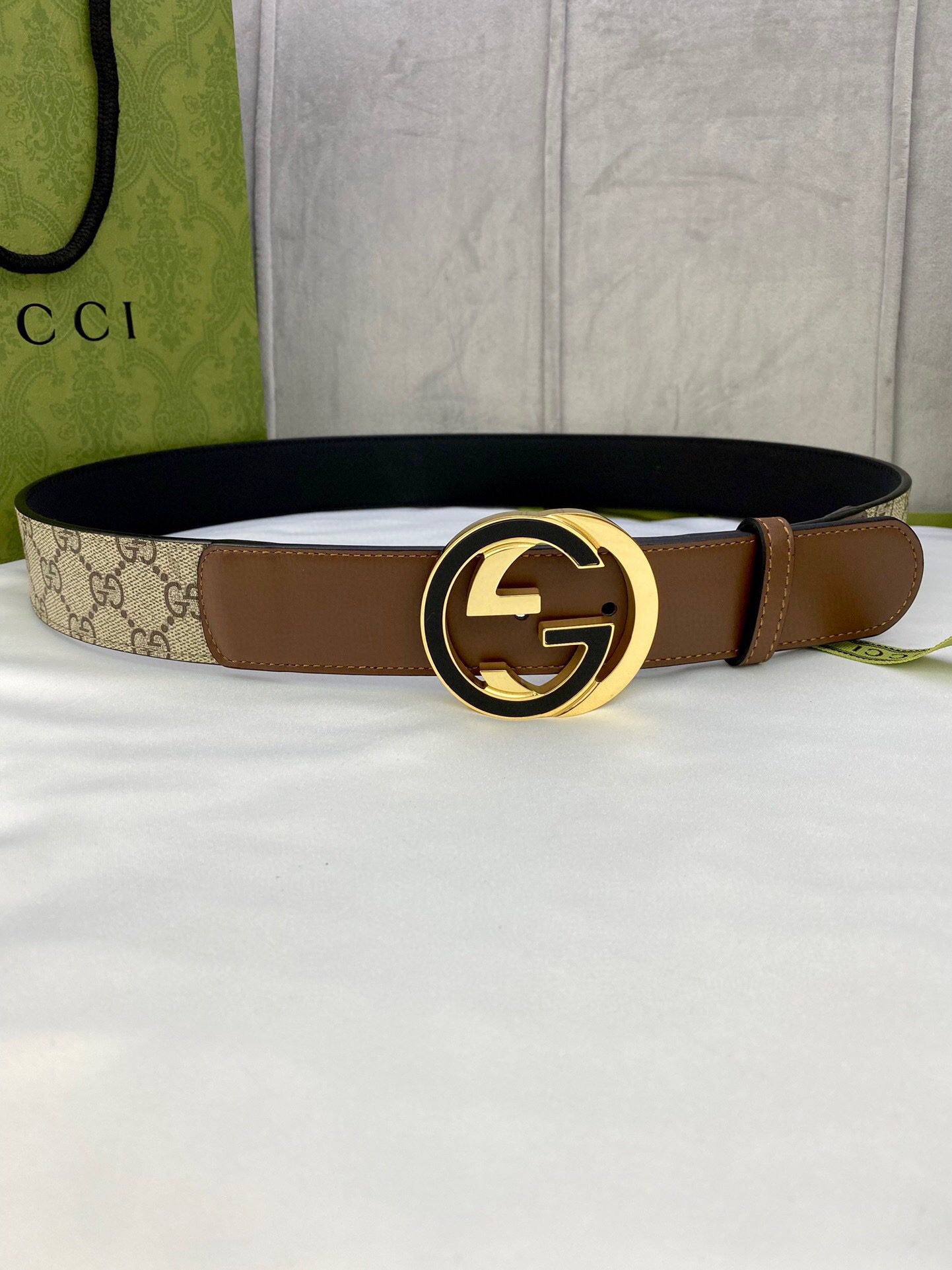 GUCCI Supreme Belt With Interlocking G Buckle Beige/Ebony And Brown Gucci Supreme Canvas For Women, Women Belt
