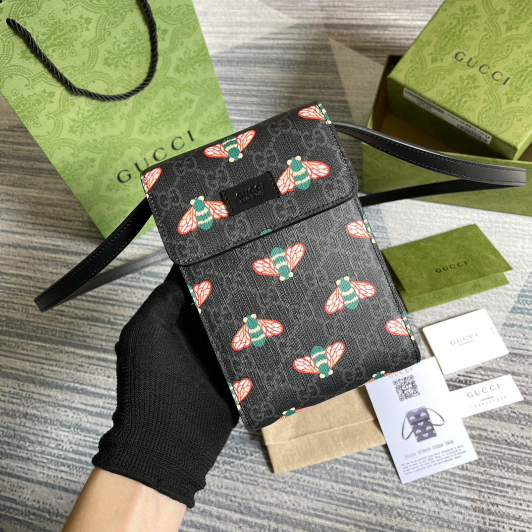 Gucci Off The Grid Mini Bag Black Gucci Supreme Canvas With Bee Print Made From ECONYL® For Men 7in/18cm GG