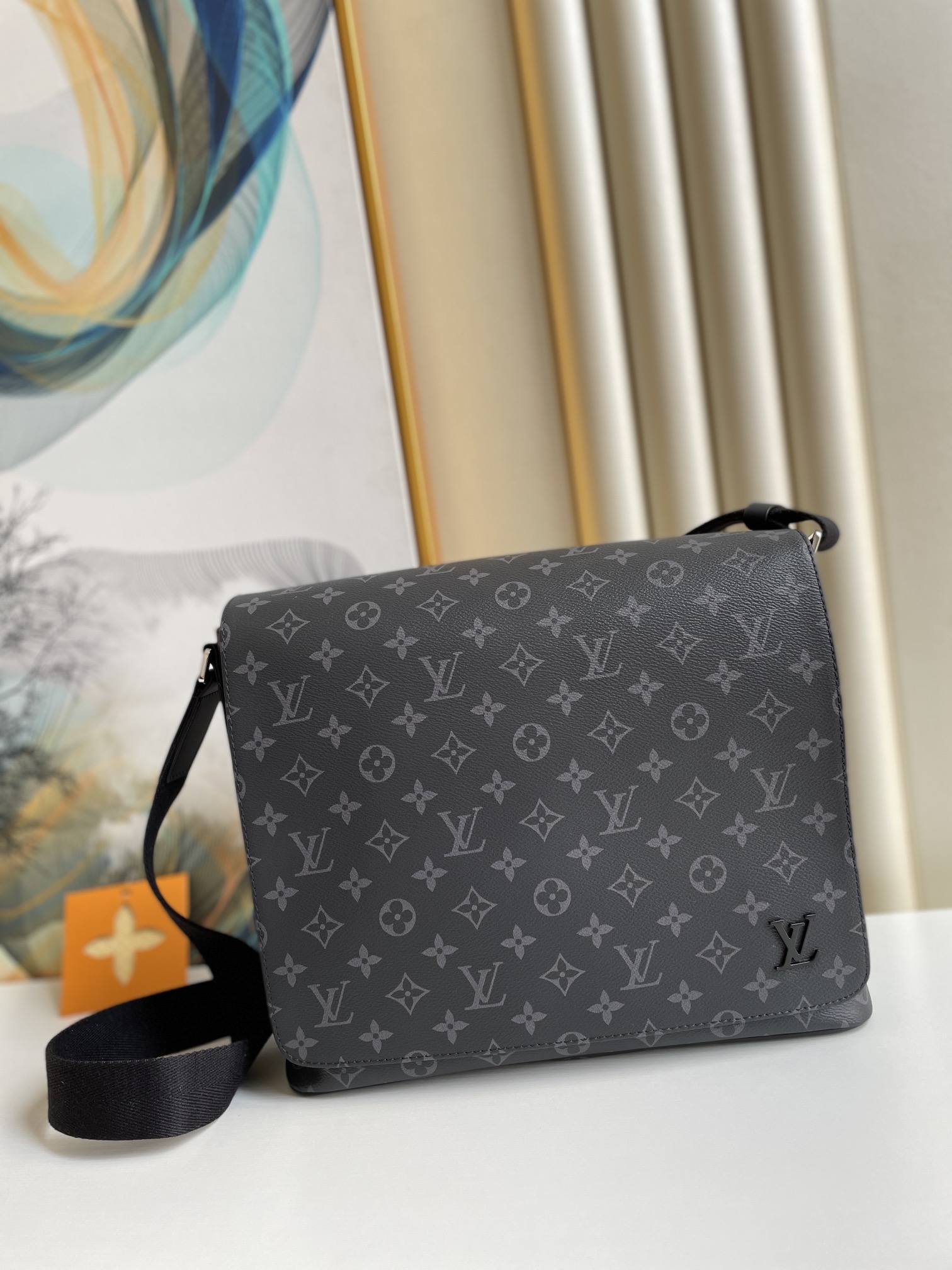 Louis Vuitton District MM Monogram Eclipse Canvas For Men, Men’s Bags, Shoulder And Crossbody Bags 12.2in/31cm LV M44001