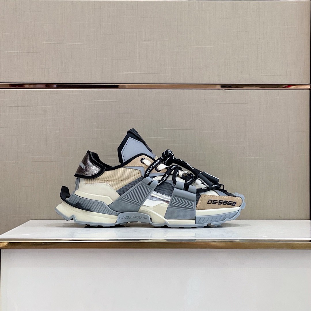 Dolce & Gabbana Mixed-Material Space Sneakers Multicolor For Men DG Shoes CS1963AQ39480995