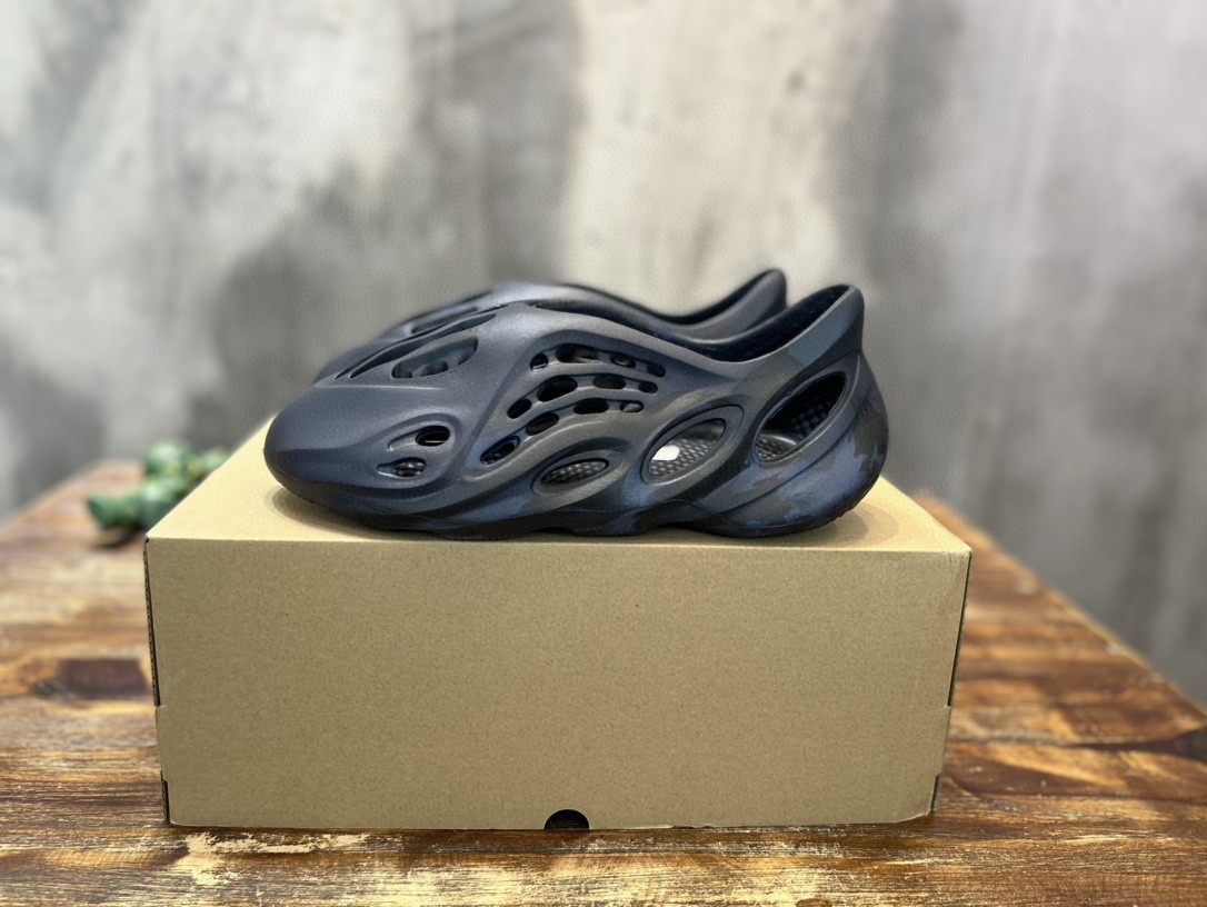 adidas yeezy Foam Runner Mineral Blue For Men GV7903