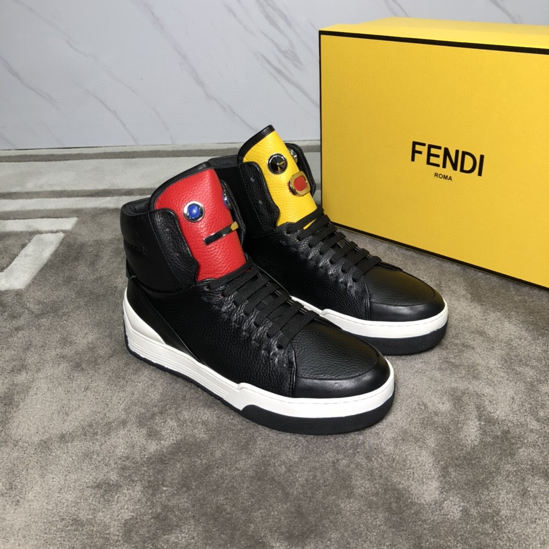Fendi Force High Tops Sneakers Black For Men