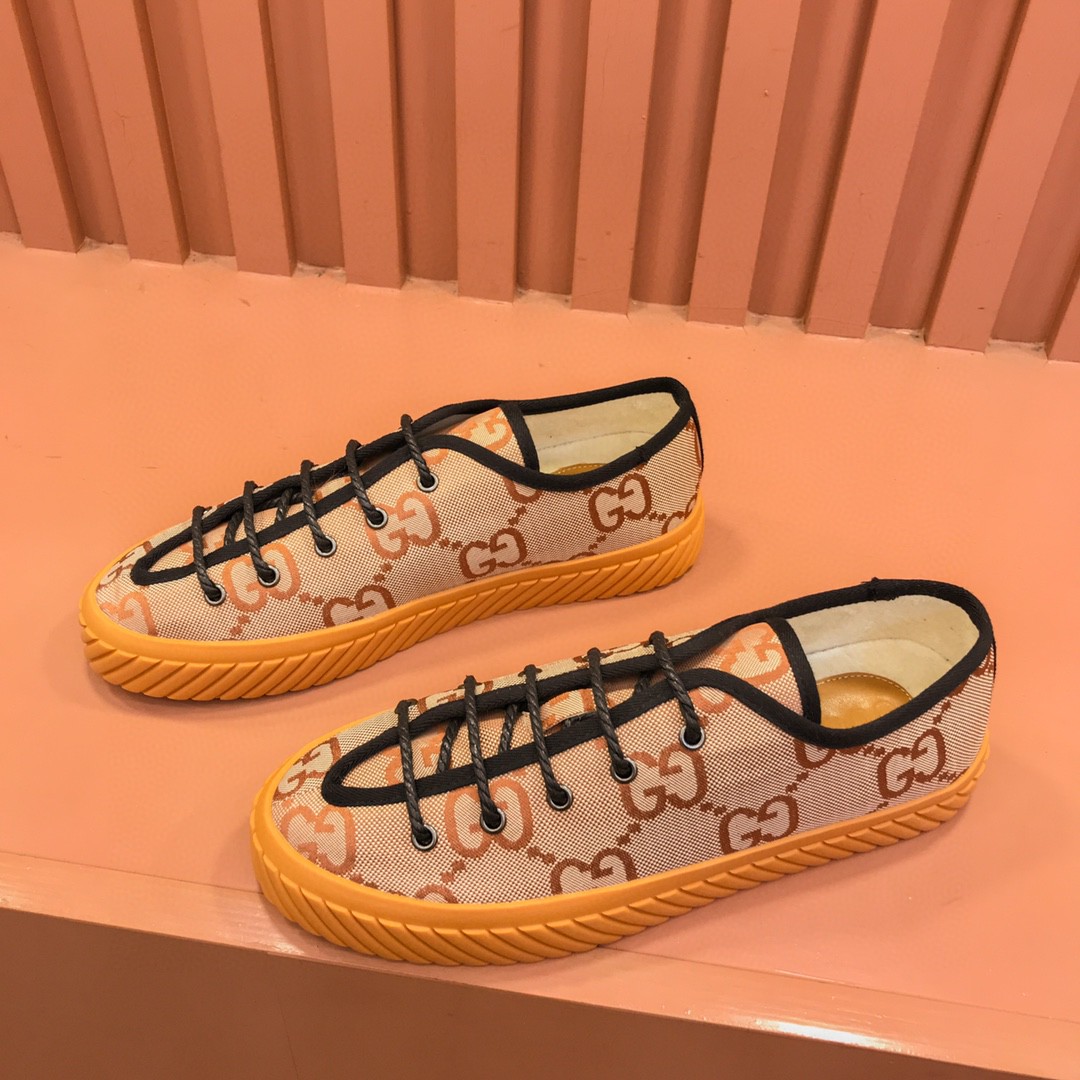 Gucci Men’s Maxi Gucci Sneaker Orange For Men ‎‎‎703688 UKOH0