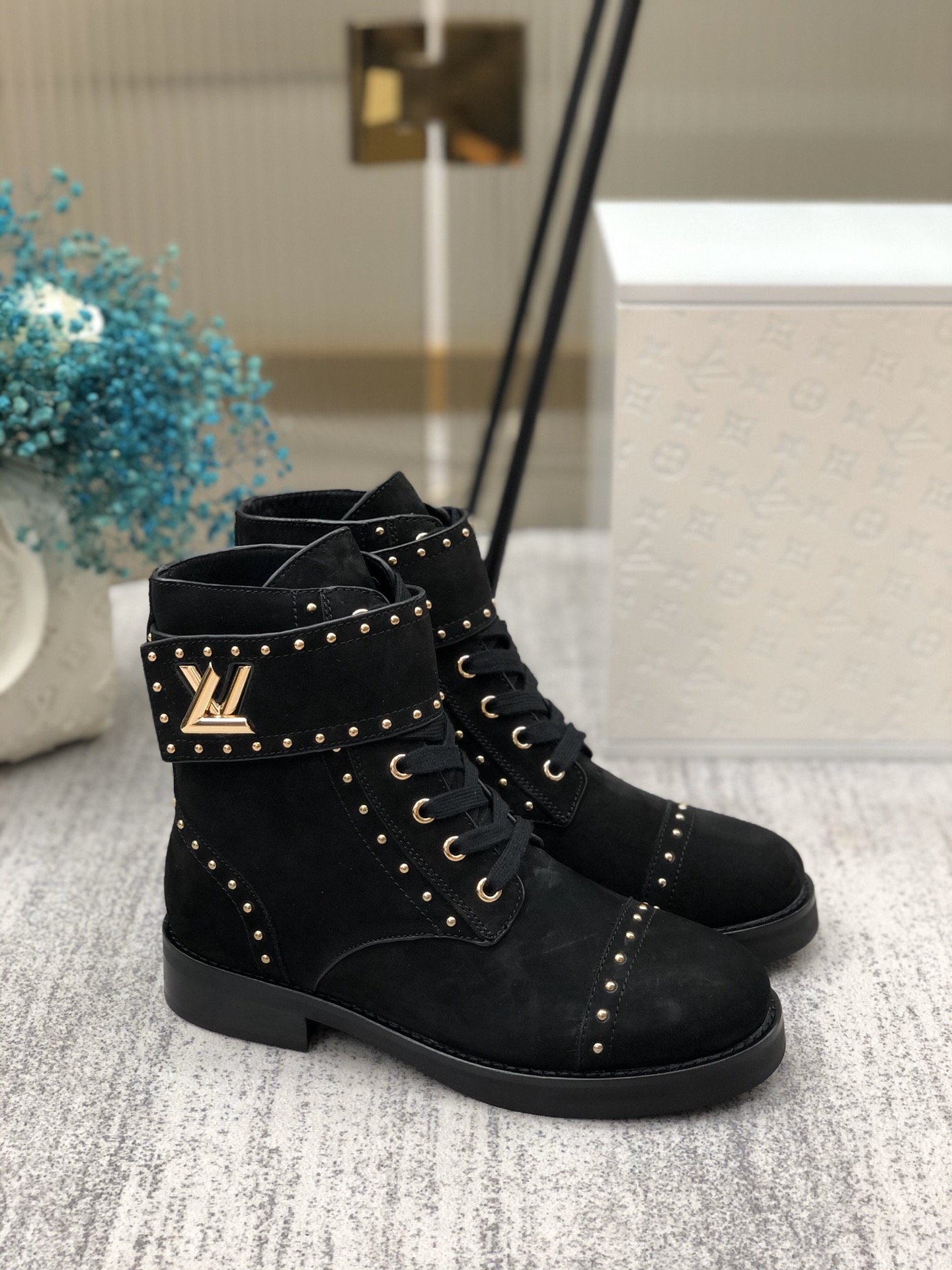 Louis Vuitton Wonderland Ranger Black For Women LV