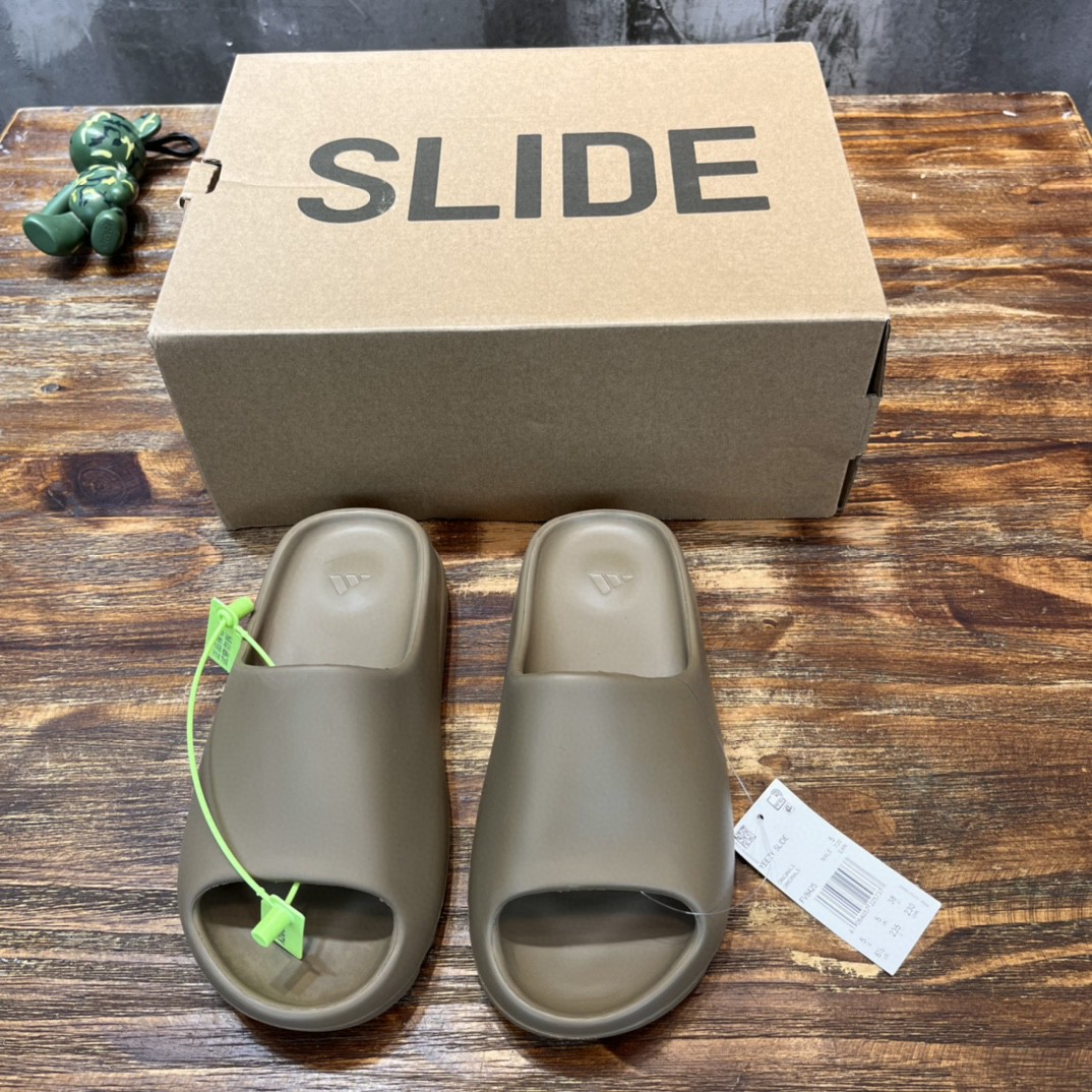 adidas yeezy Slides Soot Brown For Women FV8425