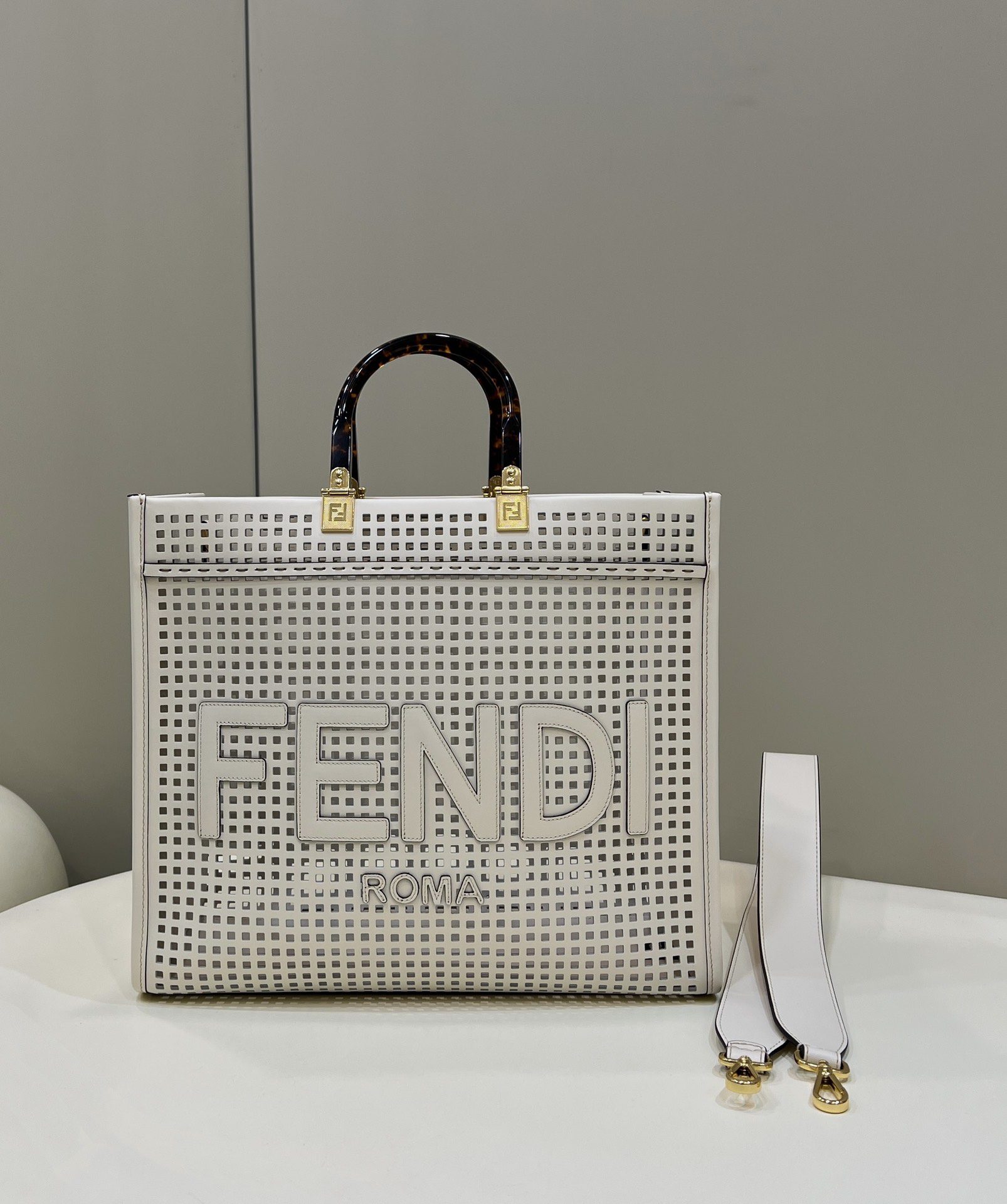 Fendi Fendi Sunshine Medium Two-toned perforated Bag For Woman 37cm/14.5in