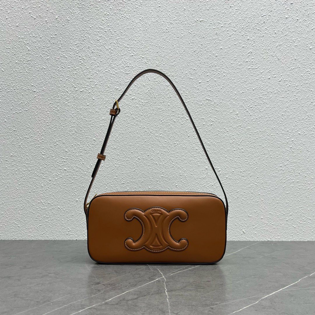 Celine Camera Shoulder Bag Cuir Triomphe Brown For Women 10in/26cm 199183DU3.04LU