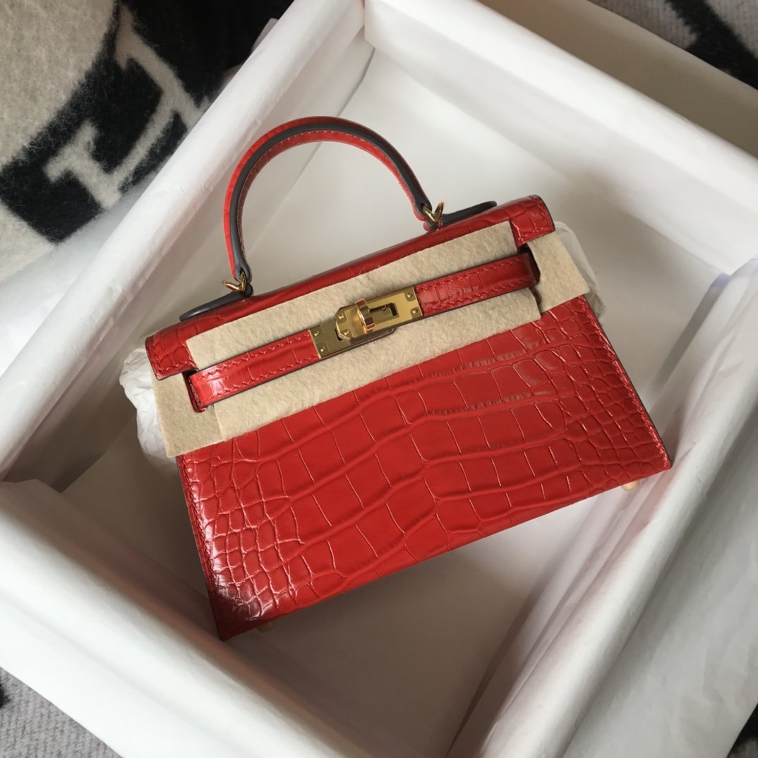 Hermes Kelly Red For Women Gold Toned Hardware 7.8in/20cm