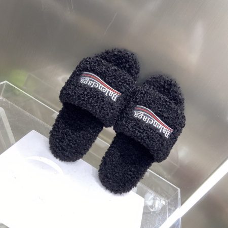 BALENCIAGA Furry Slide Sandal Black For Women 654261W2DO11096