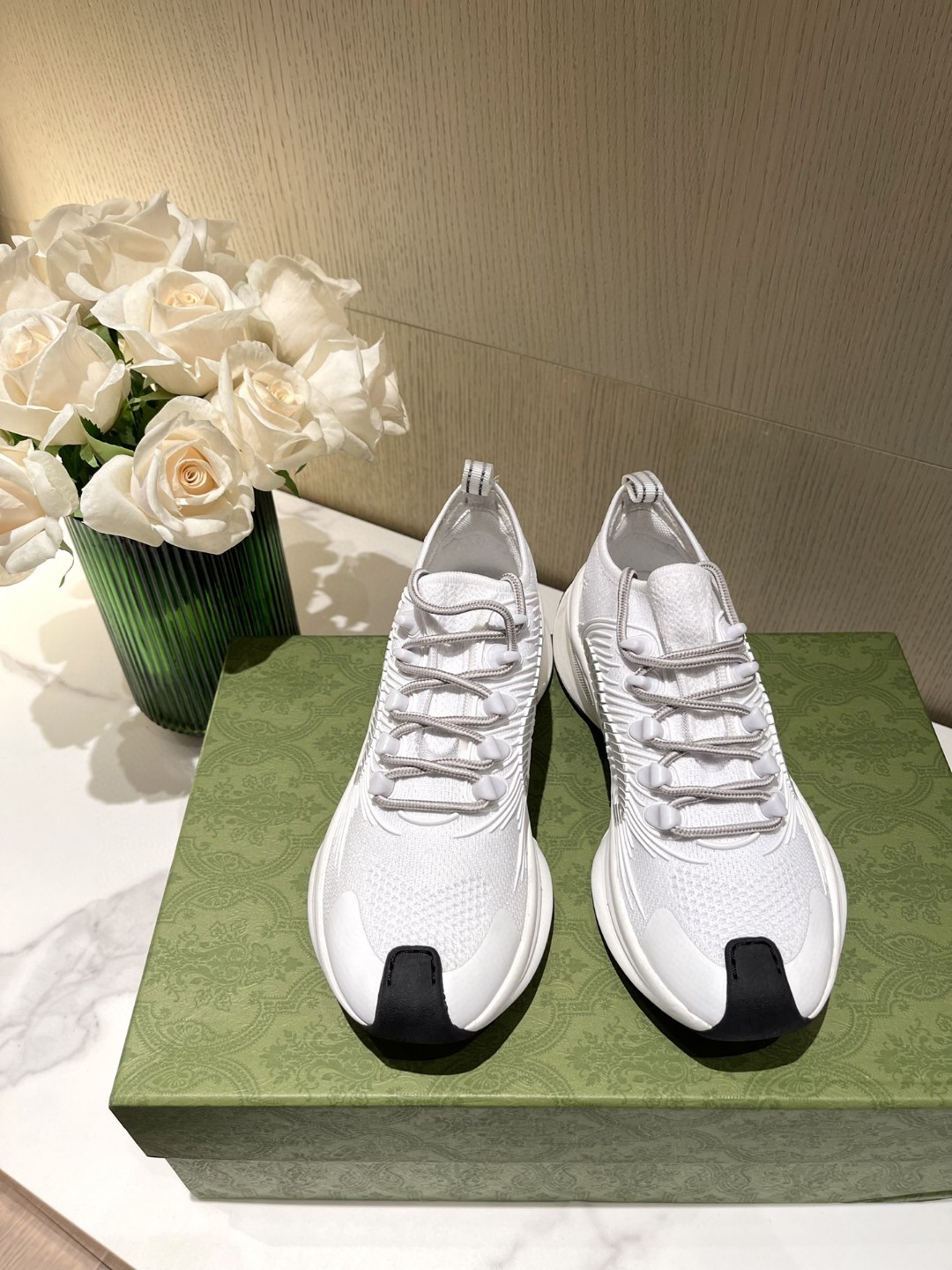 Gucci Run Men’s Sneaker White For Men ‎‎‎680893 USM10 8475