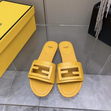 Fendi Signature Yellow For Women FF 8R8136AE7TF0VVA