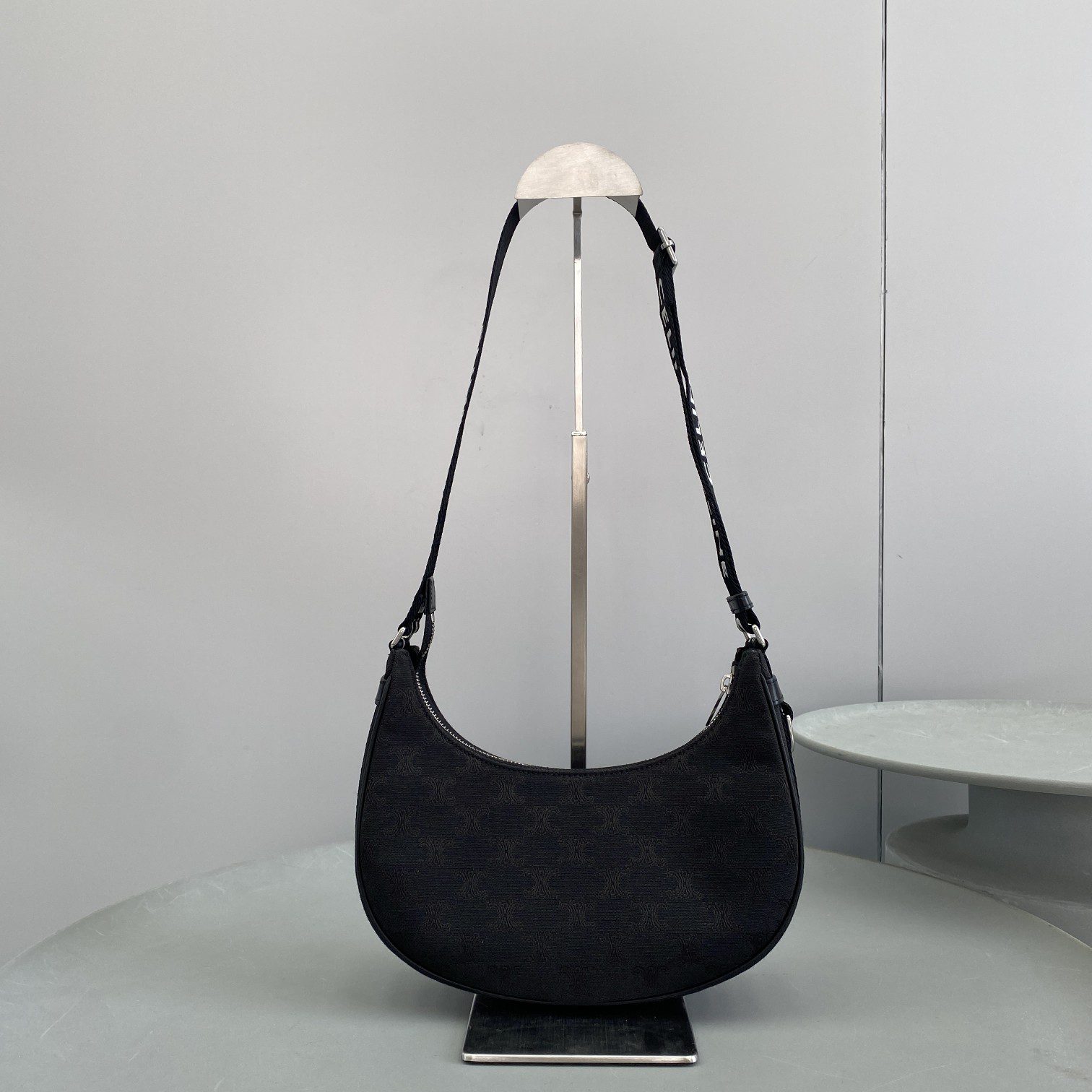 Celine Medium Ava Bag With Celine Strap Black For Women 9in/23cm 196962DLM.38SI