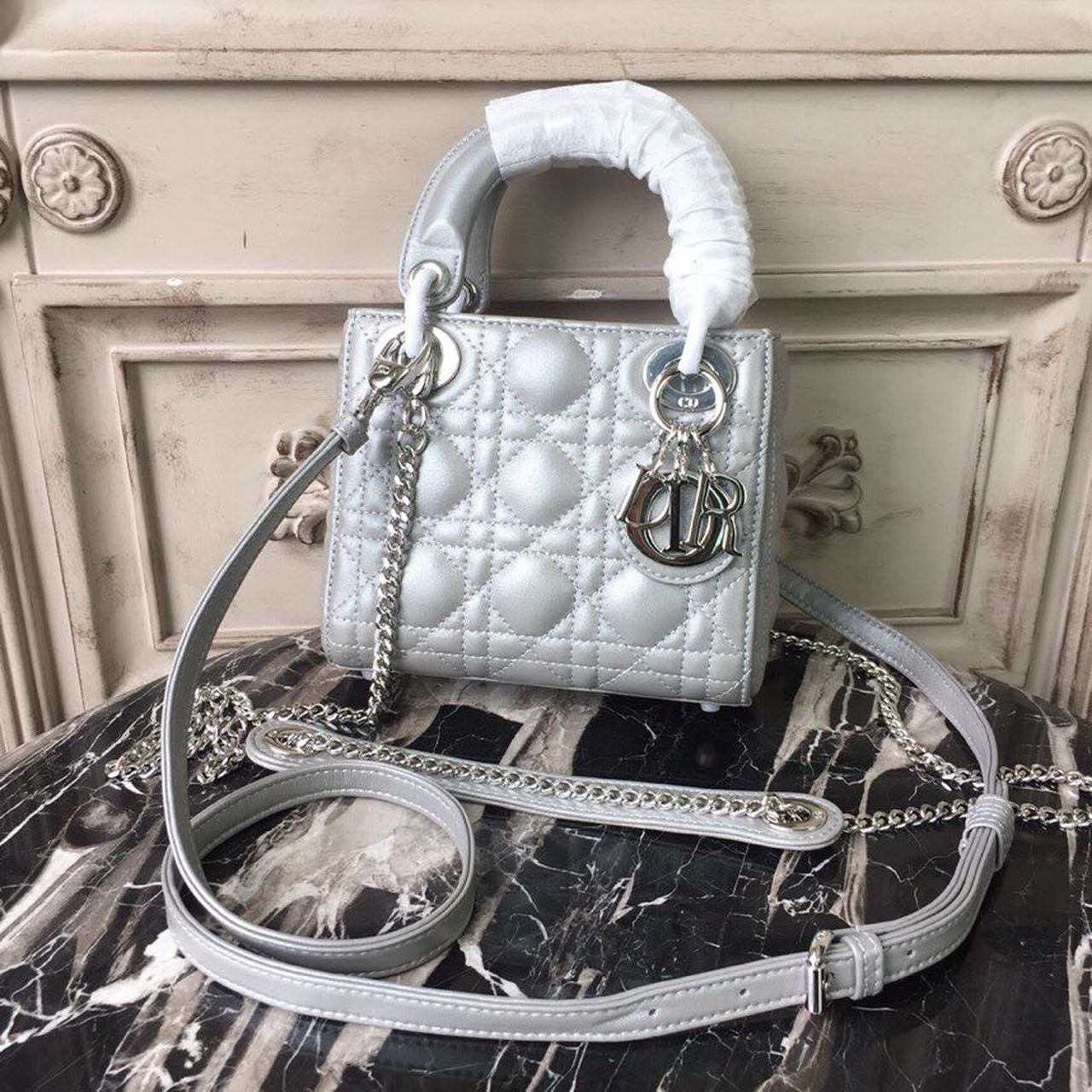 Christian Dior Mini Lady Dior Bag with Chain Silver Hardware Spring/Summer Collection, Pearl Gold, For Women Women’s Handbags, 18cm CD