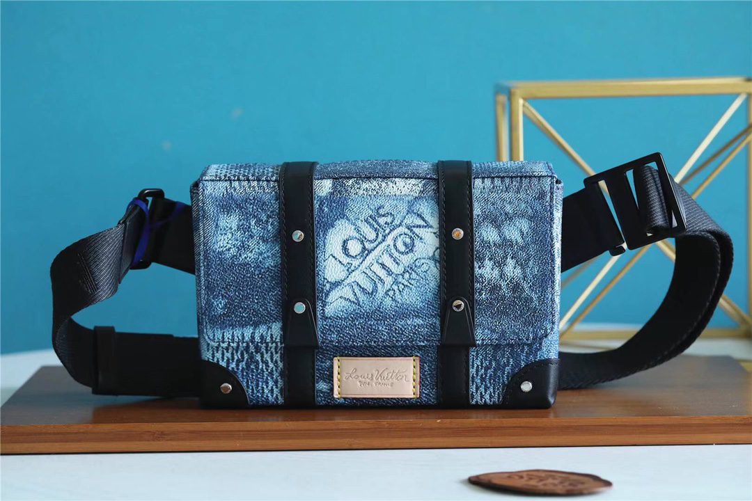 Louis Vuitton Trio Messenger Damier Salt Canvas Stone Blue For Men, Men’s Bags, Shoulder And Crossbody Bags 9.8in/25cm LV 