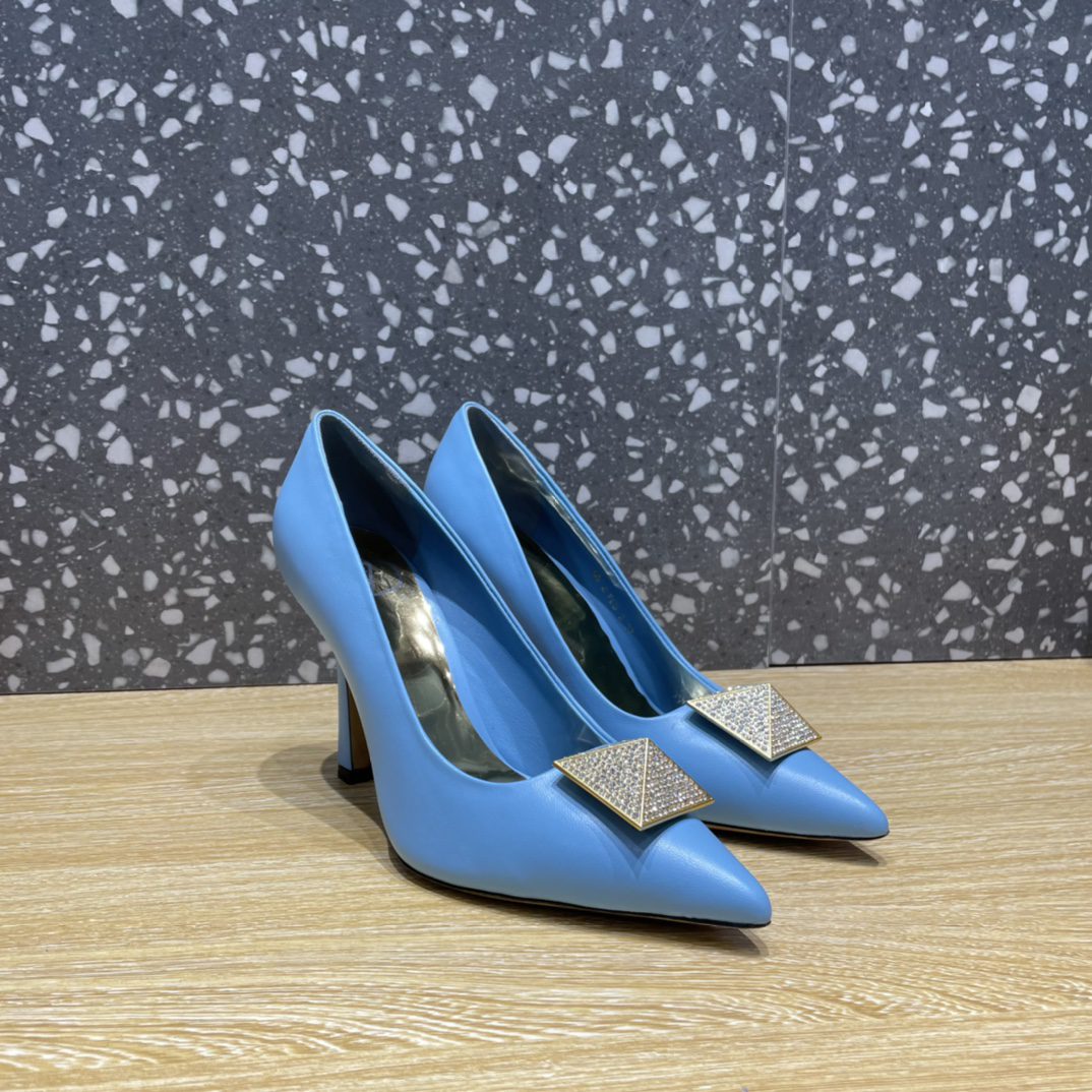 Valentino Garavani One Stud Pump With Maxi Stud Crystals Light Blue For Women WS0FH8XIC
