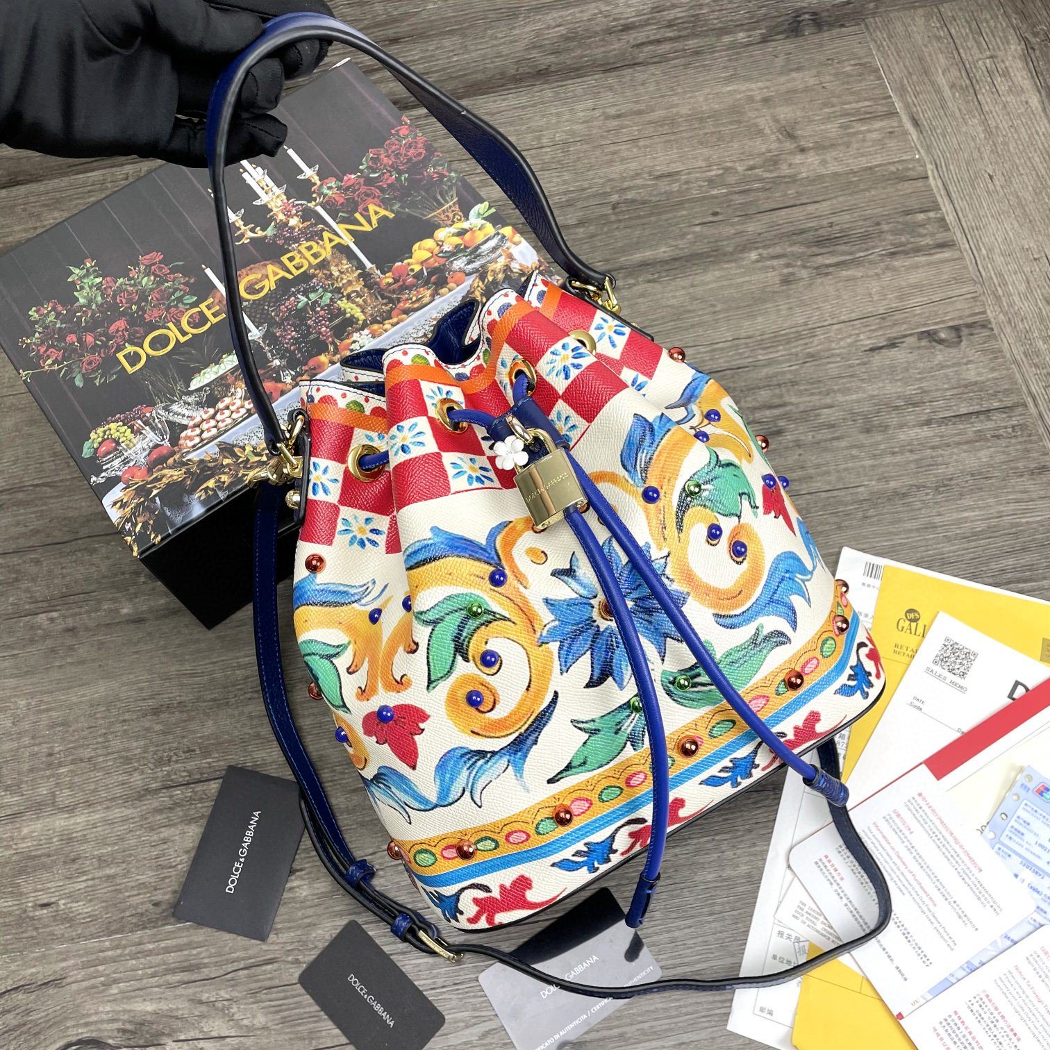 Dolce & Gabbana Print Crespo Bucket Bag Multicolor With Branded Plate For Women DG Bag
