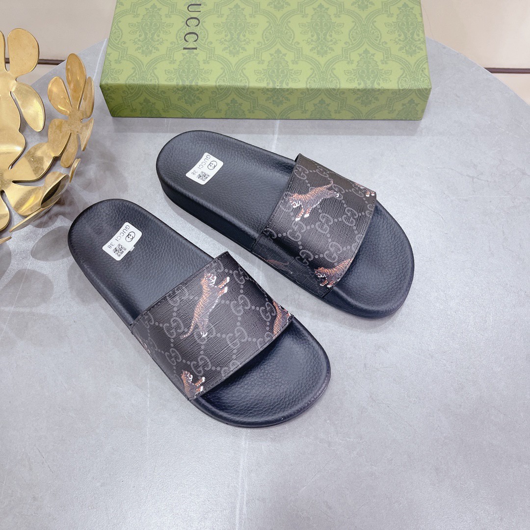 Gucci Men’s Gucci Supreme Slide Tiger Black For Men 407345 G0K00 1084