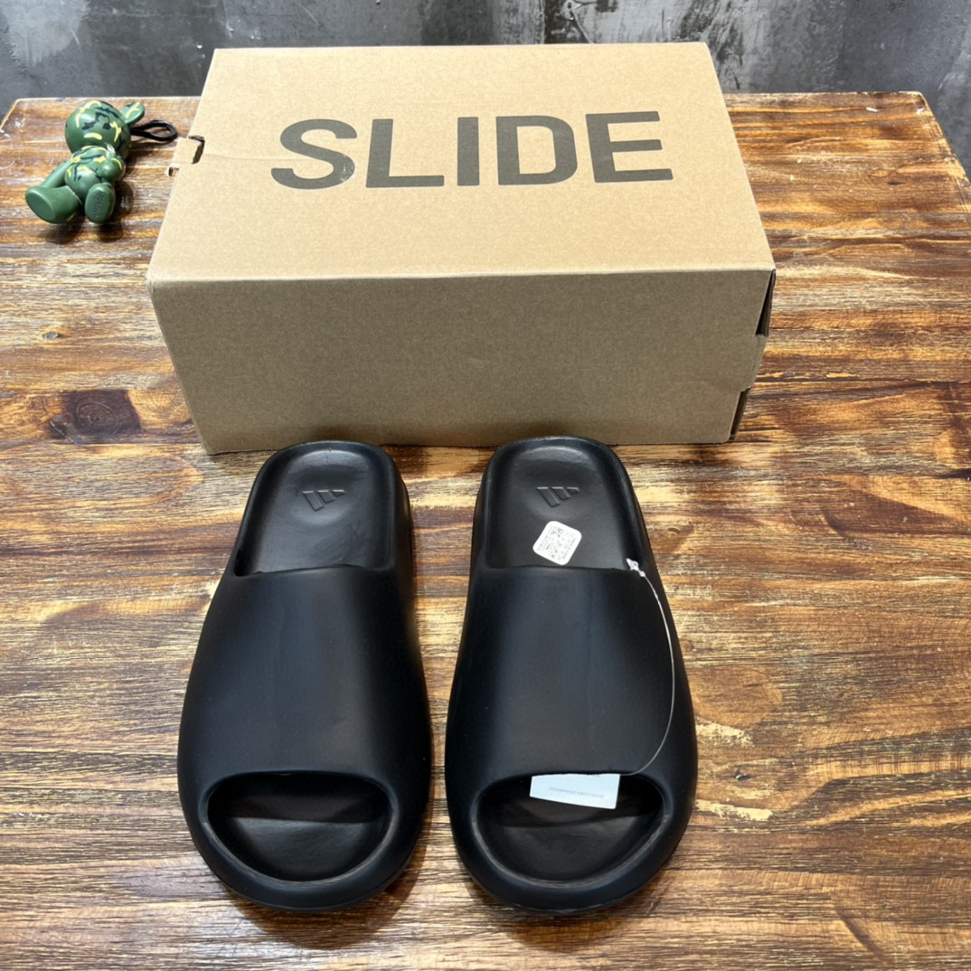 adidas yeezy Slides Onyx Black For Men HQ6448