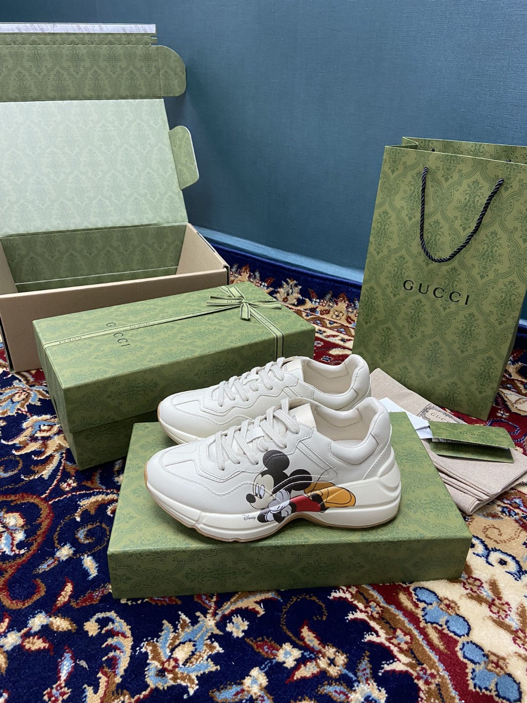 Gucci x Disney Men’s Rhyton Sneaker With Mickey Mouse White Ivory For Men 602049 DRW00 9522