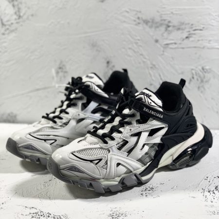Balenciaga Track.2 Clear Sole Trainers Black/White For Women