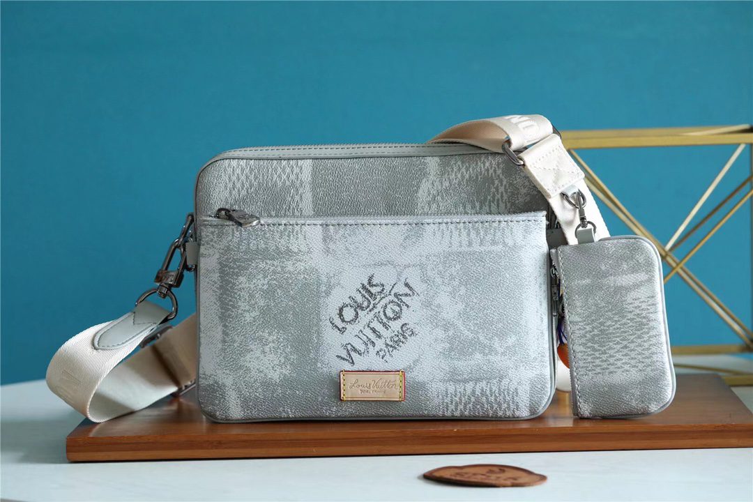 Louis Vuitton Trio Messenger Damier Salt Gray For Men, Men’s Bags, Shoulder And Crossbody Bags 9.5in/25cm LV N50068