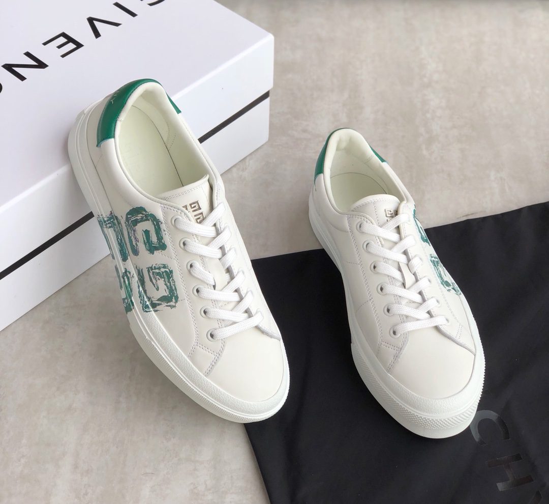 Givenchy City Sport Sneakers In 4G Printed Green And White For Men GVC BH005VH16T-115