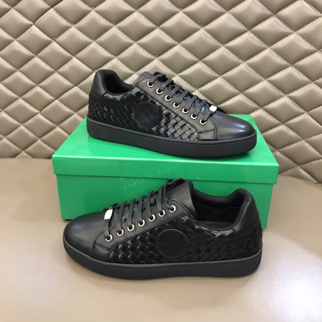Bottega Veneta Men’s Sneakers Black For Men 85024
