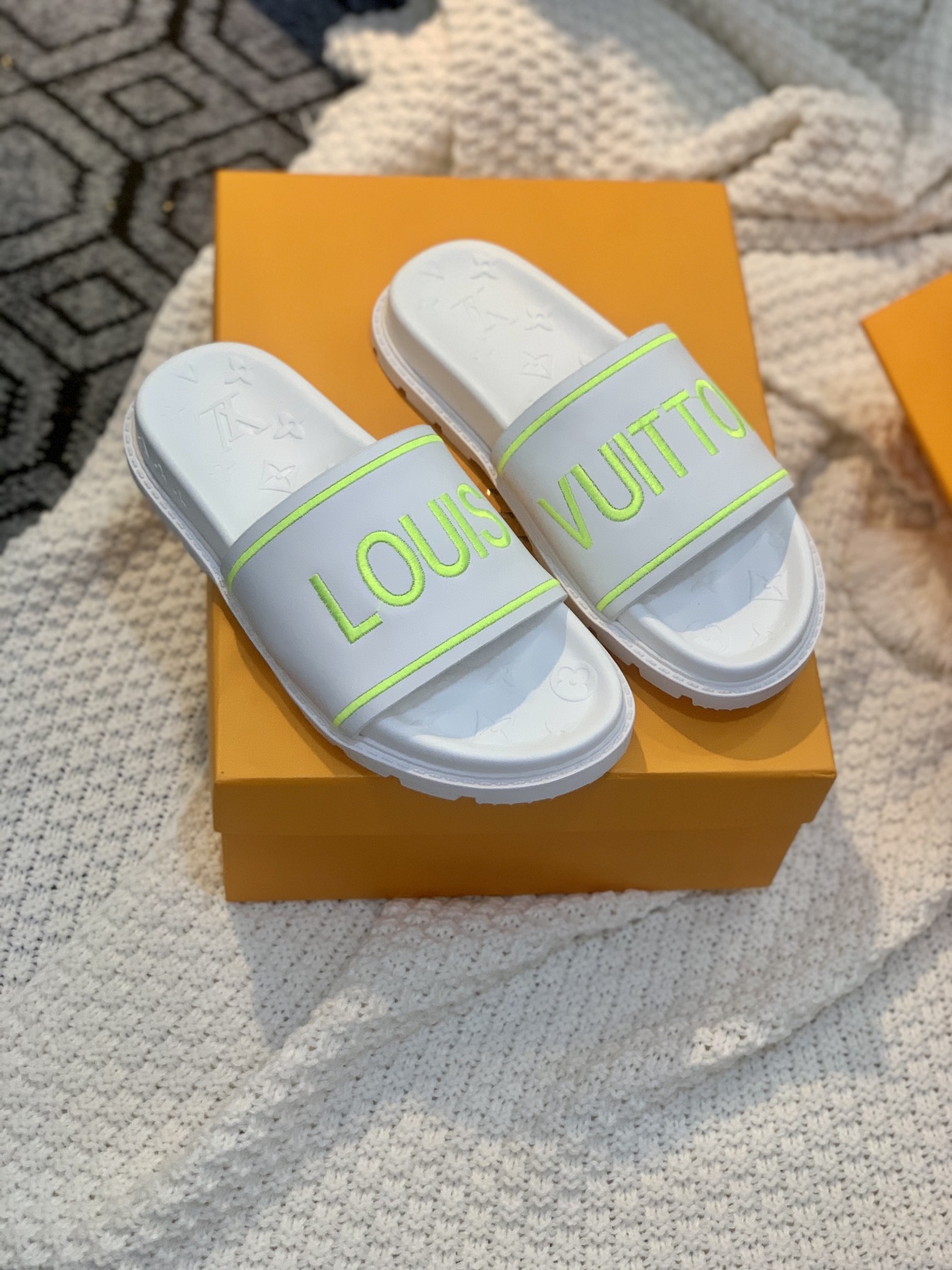 6e78d12b.jpg