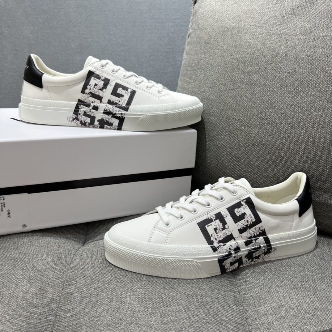 Givenchy City Sport 101 Dalmatians Sneakers White For Men GVC BH005VH1BA-116