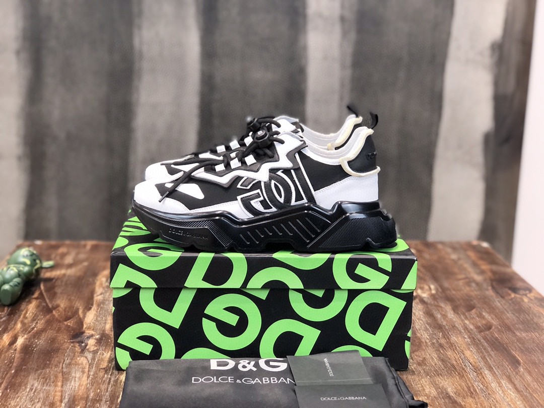 Dolce & Gabbana Nappa Daymaster Sneakers Black/White For Men DG Shoes