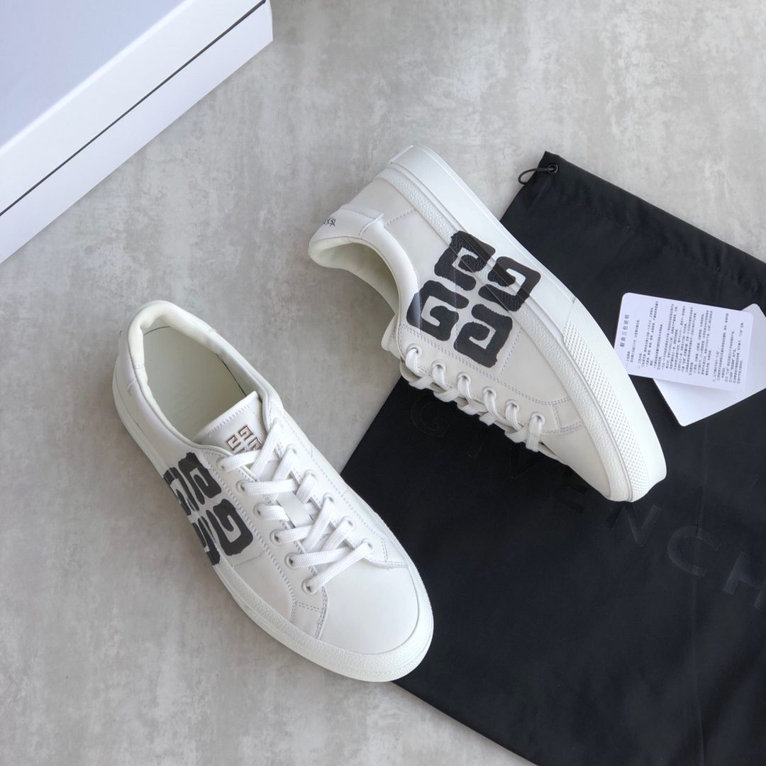 Givenchy City Sport Sneakers With Tag Effect 4G Print White For Men GVC BH005VH13P-116