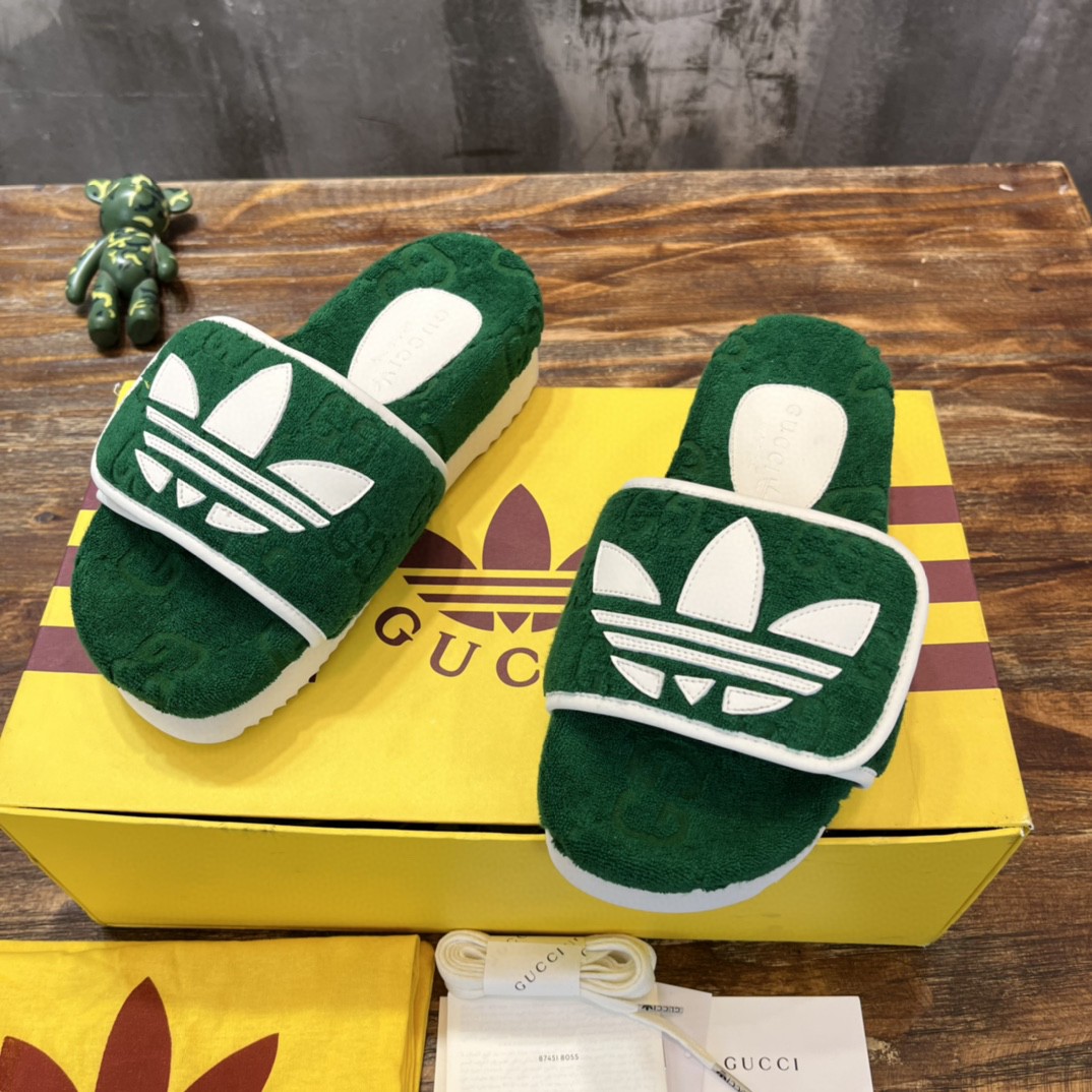 Gucci x Adidas Men’s Sandal With Platform And Gucci Green For Men 702412 UU010 3171