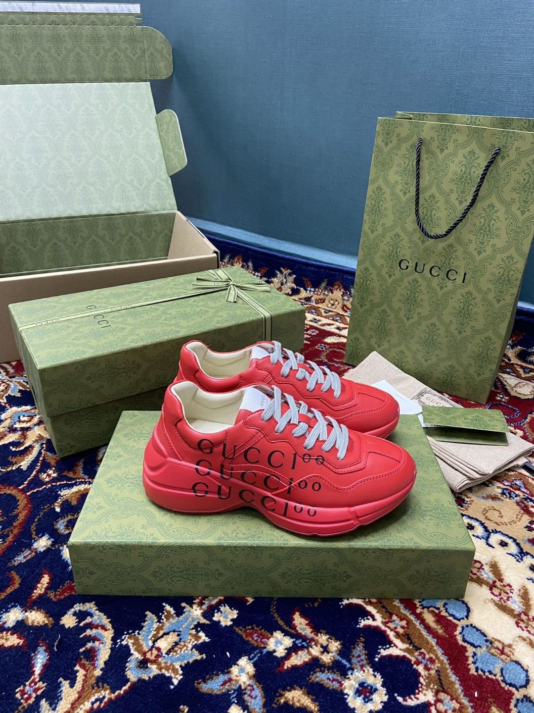 Gucci Men’s 100 Rhyton Sneaker Red For Men 660938