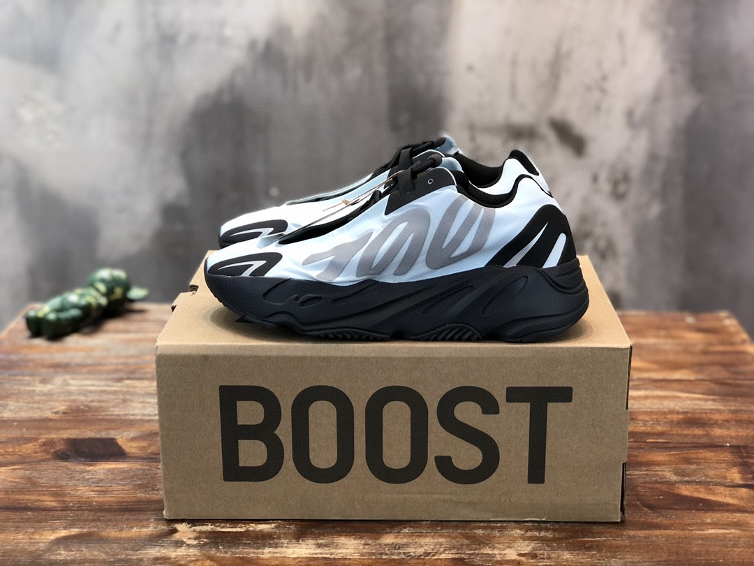 adidas yeezy Boost 700 MNVN Blue Tint For Women GZ0711
