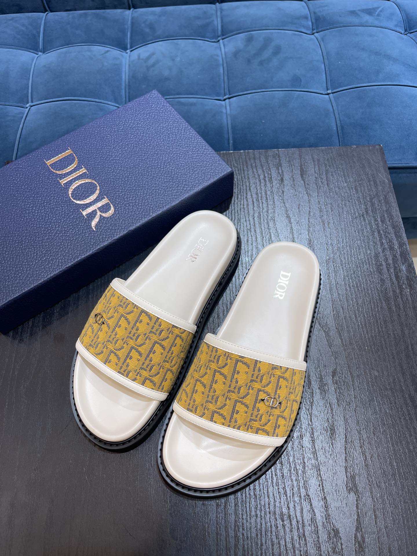 Christian Dior Aqua Sandal White/Yellow For Men CD