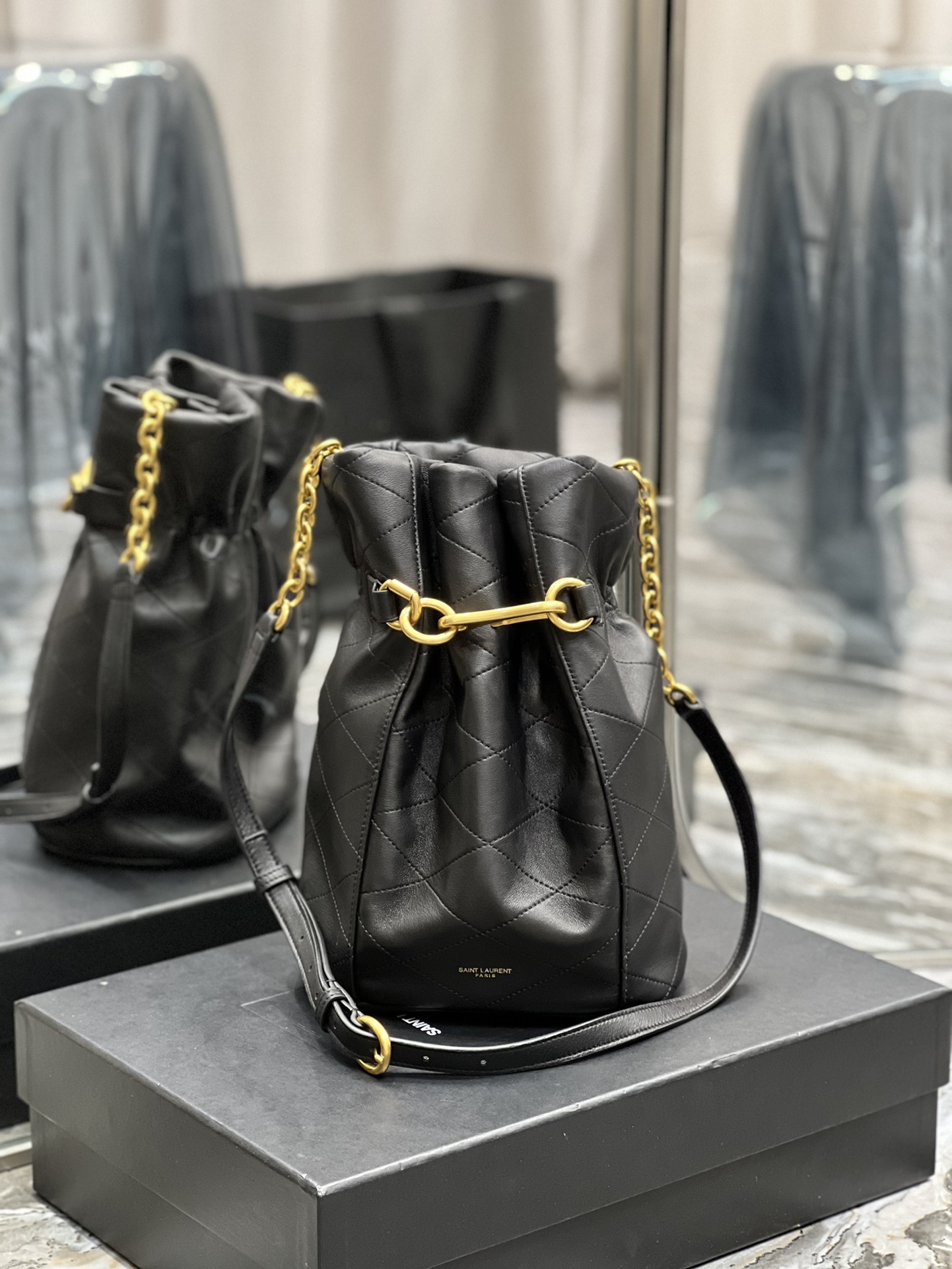 Yves Saint Laurent Le Maillon Bucket Bag Black For Women 10.6in/27cm YSL 686310AAAJK1000