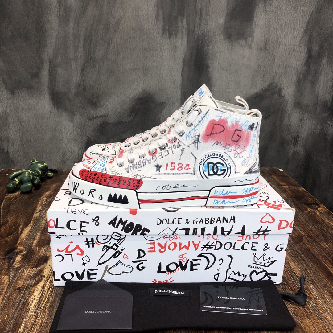 Dolce & Gabbana Hand-Painted Graffiti Canvas Portofino Light Mid-Top Sneakers White For Men DG Shoes CS1889AO788HWF57