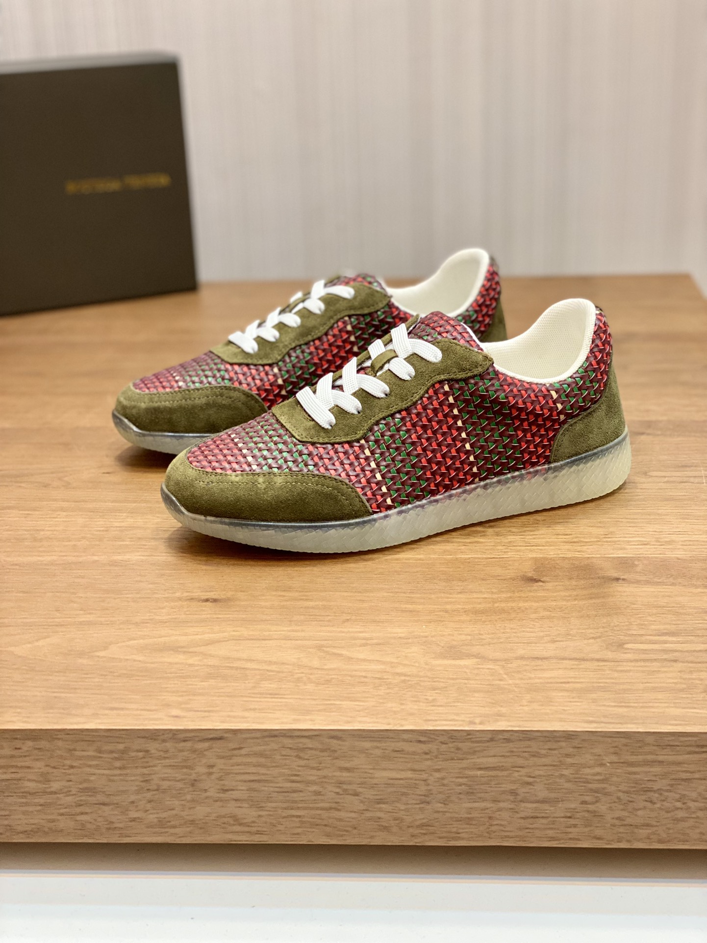 Bottega Veneta Men’s Knit Sneakers Pink And Brown For Men