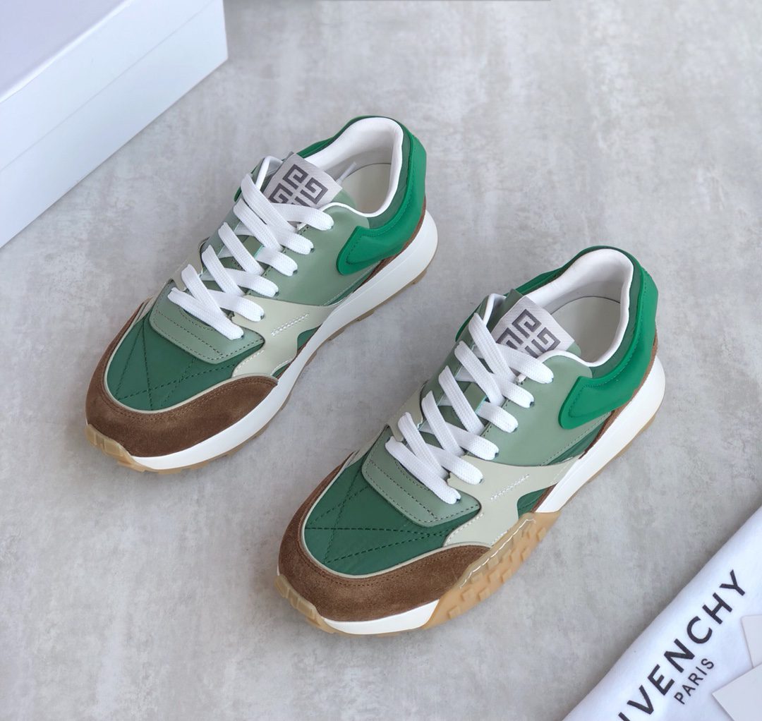 Givenchy GIV Runner Sneakers Green For Men GVC
